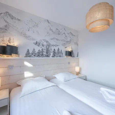Neuf De Standing, 400m Du Centre, 3 Chambres, Proche Pistes, Parking Inclus - Fr-1-645-49 *